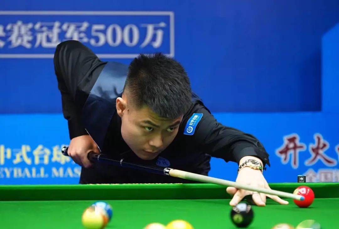 球队庆祝胜 球队庆祝胜