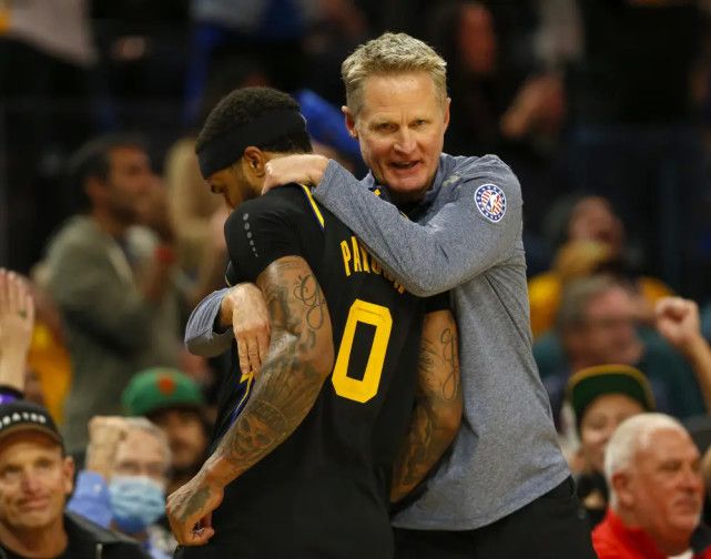 球队在后防 球队在后防