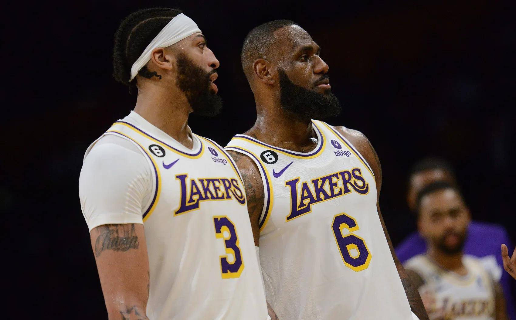 球队锁定胜 球队锁定胜