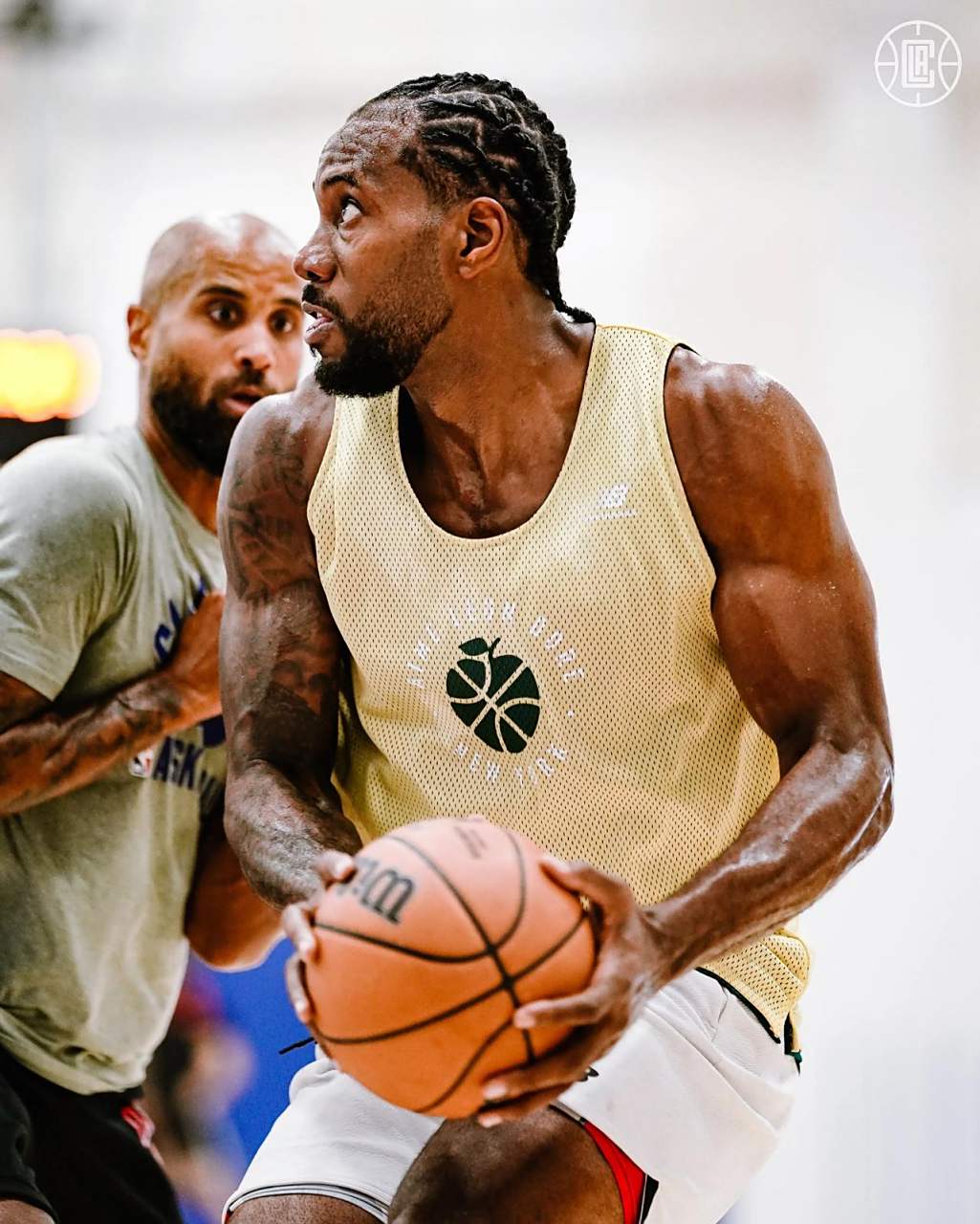 防线层间出 防线层间出